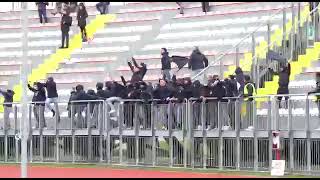 ingresso nel settore ospiti degli ultras cavese a barletta partita di gennaio 2023 [upl. by Glenda978]