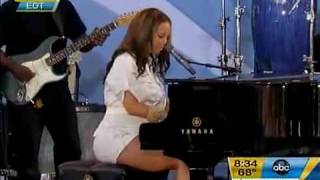 Alicia Keys  quotEmpire State of Mindquot Live  Good Morning America 2010 [upl. by Japeth880]