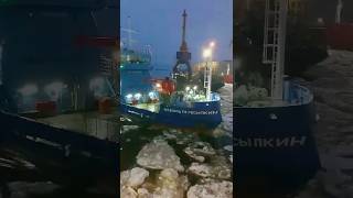 Special Pilot Ship VSEVOLOD PERESYPKIN in ice ships arctic pilotboat [upl. by White]