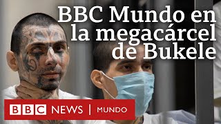 La visita de BBC Mundo a la megacárcel de Bukele símbolo de su controvertida política de seguridad [upl. by Ettenwahs]