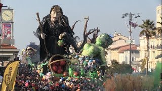 Carnevale di Viareggio 2019  Sintesi del 2° corso [upl. by Aytida]