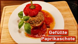 Gefüllte Paprika mit Hackfleisch und Reis in Tomatensauce [upl. by Suidualc832]