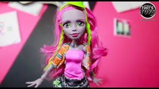 Monster High Monster Exchange  Marisol Coxi Review [upl. by Heise]