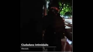 Evidencia ciudadano a supuesto policía que pretendía revisarlo y detenerlo [upl. by Verlie]