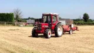 International 885XL amp B47 Baler [upl. by Willie516]