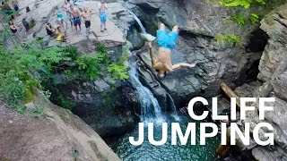 IM SO SCARED CLIFF JUMPING  Fawns Leap [upl. by Philander]