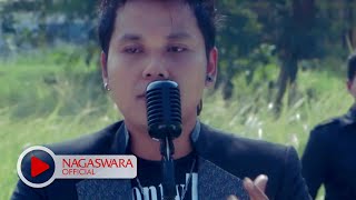 Nirwana  Jangan Tunggu Aku Pergi Official Music Video NAGASWARA music [upl. by Aniloj22]