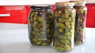 Aceitunas partidas o machacadas  Olives trencades  Recetas Mallorquinas [upl. by Os]