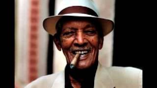 Compay Segundo  Sabroso [upl. by Sirmons835]