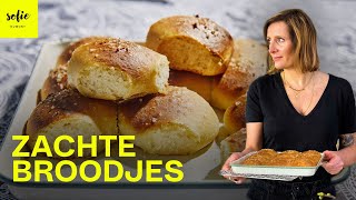 Zelfgebakken zachte Broodjes 🥯  Sofie Dumont [upl. by Berlinda]