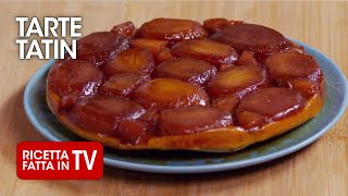 TARTE TATIN ALLE MELE di Benedetta Rossi  Ricetta TV Fatto in Casa per Voi [upl. by Adine]