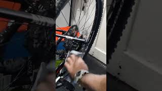 Tutorial Purgado de Frenos Shimano Deore ¡Aprende a Hacerlo Correctamente mecanicadebicicletas [upl. by Arney899]