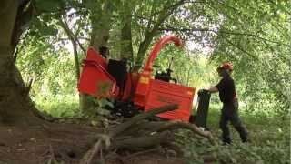 TIMBERWOLF TW 190TFTR WOOD CHIPPER [upl. by Anima]