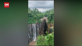 Detik detik Banjir Lahar Semeru Terjang Wisata Tumpak Sewu [upl. by Ees]