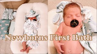 NEWBORNS VERY FIRST BATH AT HOME  DAY IN THE LIFE WITH A NEWBORN  10 DAYS POSTPARTUM [upl. by Eelac794]