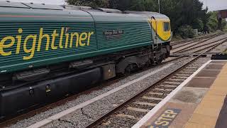 Freightliner class 66528 leaves Westbury for Oxford banbury road [upl. by Corty]