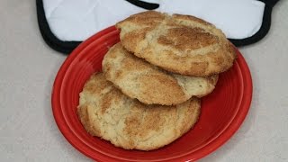 Disneylands Massive Snickerdoodle Cookies [upl. by Levin82]