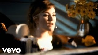 La Oreja de Van Gogh  La Playa Official Video [upl. by Kimberli117]