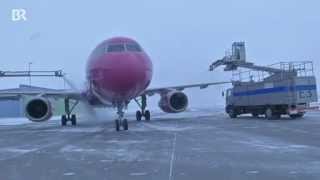 Allgäu Airport Reportage  Winter am Flughafen Memmingen MünchenWest  Schnee Eis und Kälte [upl. by Adis]