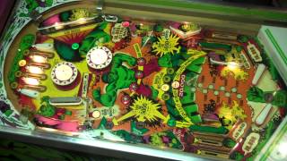 1979 Gottlieb INCREDIBLE HULK pinball machine [upl. by Estelle282]