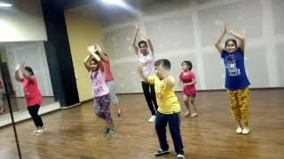 quotRaghupati Raghav Krish 3quot  Kids Dance  Easy steps choreographed by Saloni [upl. by Woermer]