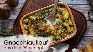 Gnocchiauflauf mit SpinatKäsesoße  Römertopf Auflauf Rezept [upl. by Eeluj]