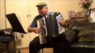 Sciuri Sciuri  accordion  Don Quattrocchi [upl. by Adnahsor453]