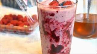 Berries Banana Smoothie เบอร์รี่สมูทตี้ [upl. by Lorilyn]