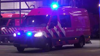 PRIO 1 Uitruk Quick Response Team QRT Brandweer Utrecht vanaf kazerne Hilversum naar een inzet [upl. by Yrocej]