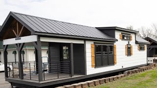 ♡Beautiful Modern Farmhouse Complete with Expansive Twin XL Loft [upl. by Nob]