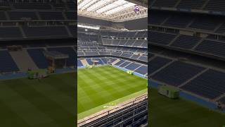 🌱 ASÍ COSE EL REAL MADRID el CÉSPED del SANTIAGO BERNABÉU [upl. by Wahkuna828]