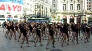 Beyonce 100 Single Ladies FlashDance Piccadilly Circus London for Trident Unwrapped [upl. by Anitsrhc763]