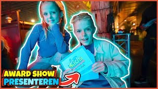 LUAN PRESENTEERT VOOR 1E KEER AWARD SHOW  OPTREDEN  Vakantiebeurs 2024  Bellinga Vlog 3073 [upl. by Nomzaj]