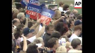 USA FINAL BUILDUP OF PRESIDENT BILL CLINTONS ELECTION CAMPAIGN [upl. by Erreid151]