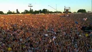 Robbie Williams  Intro  Let Me Entertain You  Live at Knebworth [upl. by Harty]