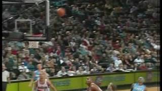 Allen Iverson 32pts 9assists Denver Nuggets vs Blazers 0607 NBA Steve Blake Career Night [upl. by Dorraj124]