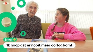 Oma 94 vertelt in klas over haar tijd in een concentratiekamp [upl. by Hareemas829]