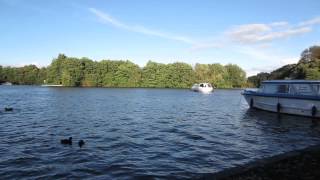 Stern  On mooring a Norfolk Broads boat PART 1 [upl. by Meng]