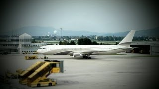 Roman Abramovic Enterprises Boeing 76733AER P4MES  Abflug am Salzburg Airport Full HD [upl. by Sisile]