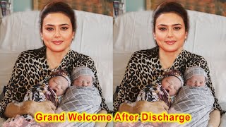 Preity Zinta Shared First Look of her Twins from Grand Welcome after Discharge from Hospital [upl. by Fancie]