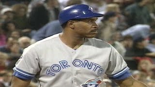 1992 WS Gm6 Winfield gives Jays the lead [upl. by Sperry]