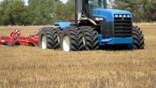 Horsch North America  Tiger in wheat stubble [upl. by Archambault711]