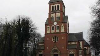 Papenburg Emsland Glocken der Katholische St Michaelkirche Plenum [upl. by Aoket405]