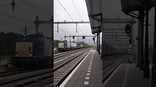 Goederentrein komt aan te Geldermalsen [upl. by Fugere]