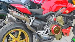 Kawasaki ZX25R x Ducati Street Fighter V4 brutal sound exhaust [upl. by Ettenna]