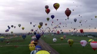 Montgolfière Chambley Mondial Air Ballons MAB2017 La grande ligne record 456 montgolfieres [upl. by Hedy]