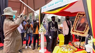 Museveni salutes Mutebile testifies the truth about Life and times of Bank of Uganda Governor RIP [upl. by Yvonner551]