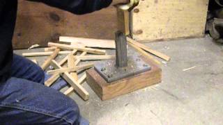 Easy way to split kindling [upl. by Lowndes]