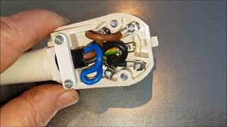 How to attach a perilex plug at a inductioncooker [upl. by Calder]