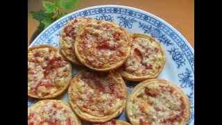 Wagner Pizza Original Piccolinis Salami [upl. by Landers]